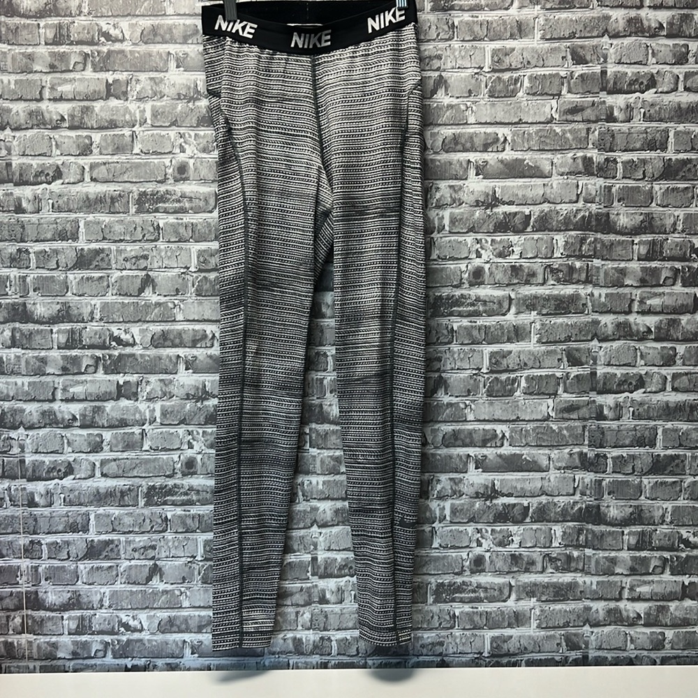 Nike leggings